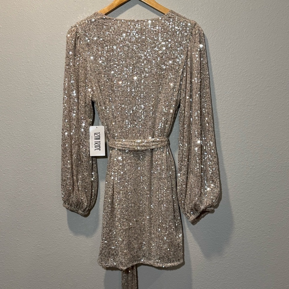 12th Tribe Now Or Never Champagne Sequin Wrap Dress sz S Sparkly Balloon Sleeve - Picture 4 of 11
